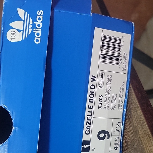 NIB Adidas Gazelle Pink and Green Women's Shoes Size 9 - Picture 3 of 5